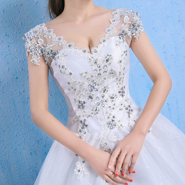 Luxury Plus Size Wedding Dress Elegant Lace Appliques V-neck Beading Wedding Gowns 2020 Crystal Lace Up White Vestido De Noiva