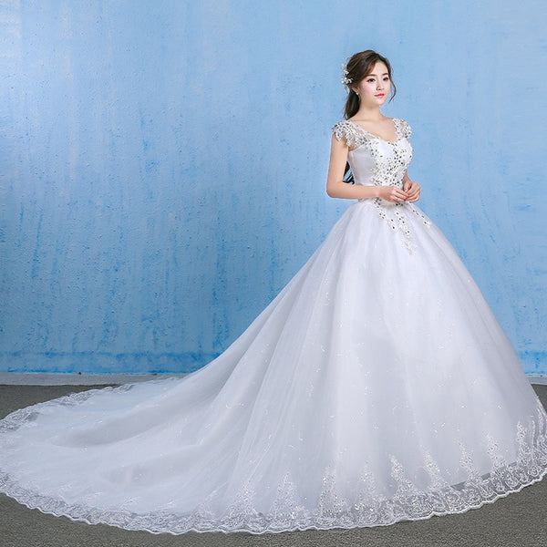 Luxury Plus Size Wedding Dress Elegant Lace Appliques V-neck Beading Wedding Gowns 2020 Crystal Lace Up White Vestido De Noiva